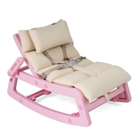 Silla mecedora para niños en color rosa con cojín beige, respaldo ajustable y arnés de seguridad, ideal para jugar y.