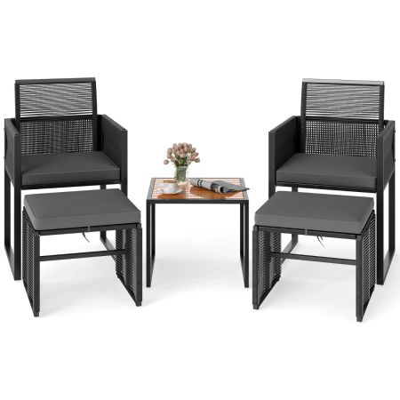 Juego de Muebles de Patio de Ratán PE de 5 Piezas con Otomanas Cojines y Mesa de Café de Madera Acacia Juego de Conversación Exterior Gris
